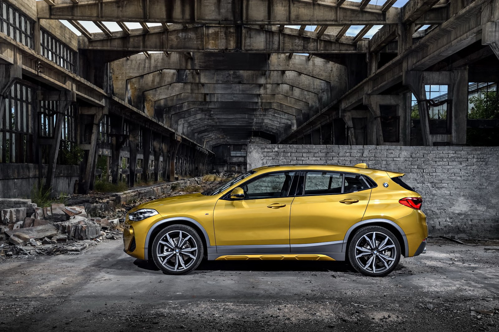 1509002465_bmw-x2-37.jpg