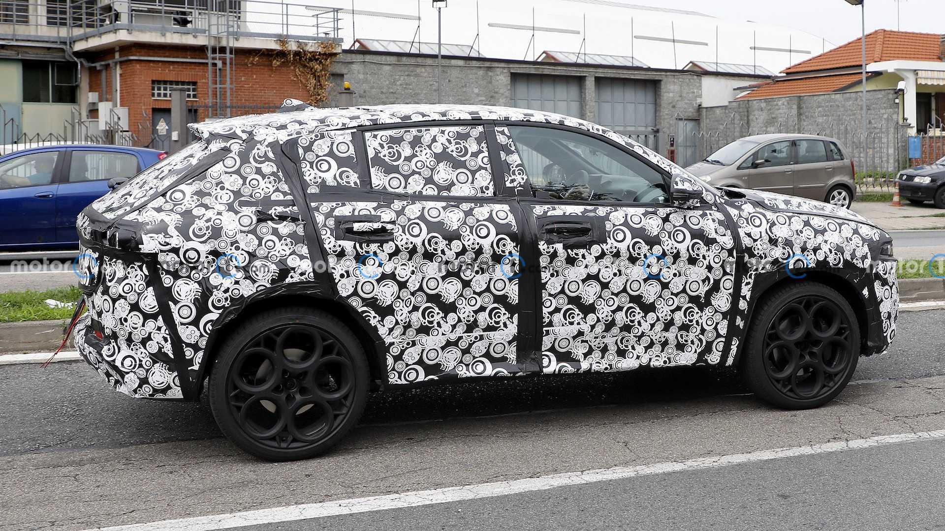 alfa-romeo-tonale-new-spy-shots.jpg