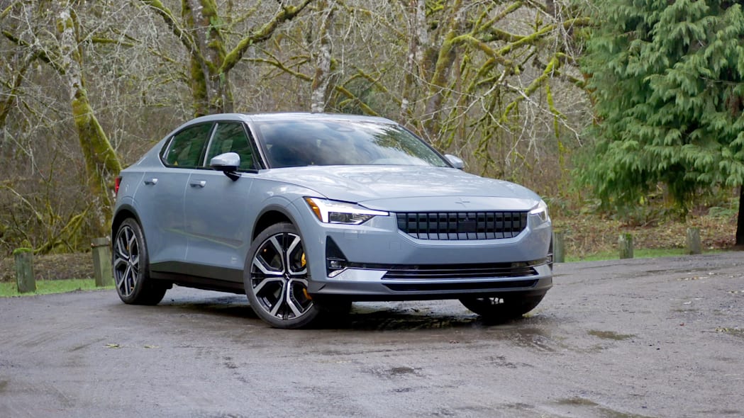 2021-Polestar-2-front-three-quarter-mid_