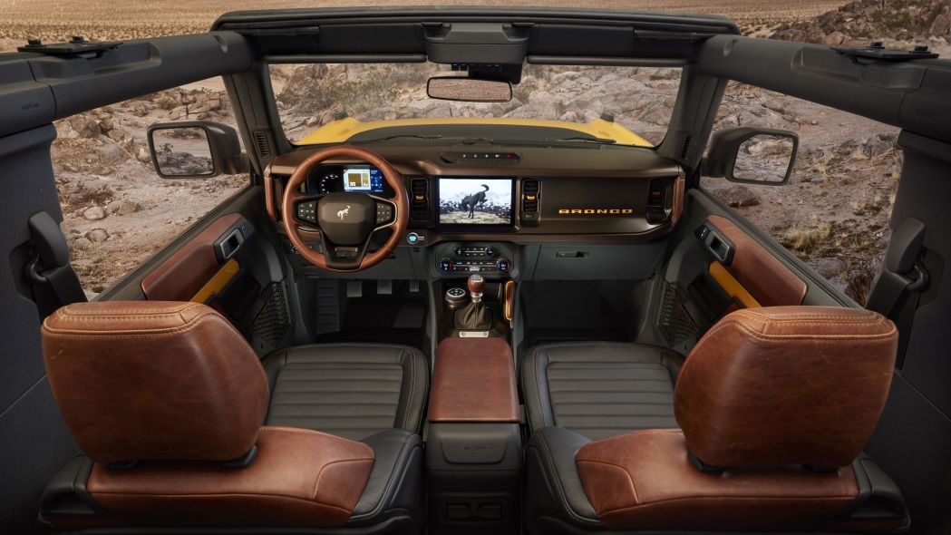 Bronco_2dr_Interior_03_large.jpg