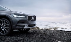 198288_New_Volvo_V90_Cross_Country_detail.jpg