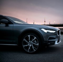 Новый Volvo V90 Cross Country