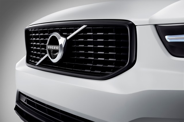 213061_New_Volvo_XC40_exterior_detail.jpg