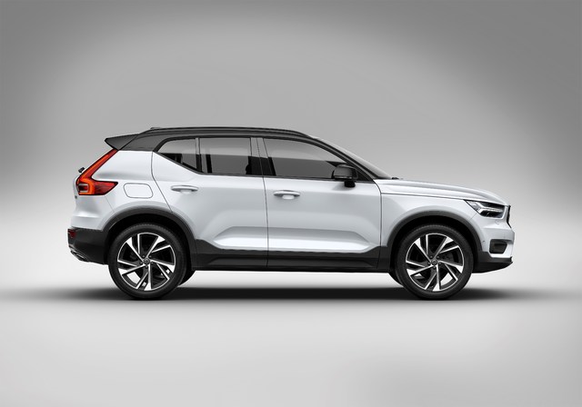 213063_New_Volvo_XC40_exterior.jpg