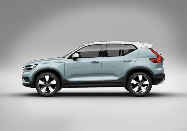 213071_New_Volvo_XC40_exterior.jpg