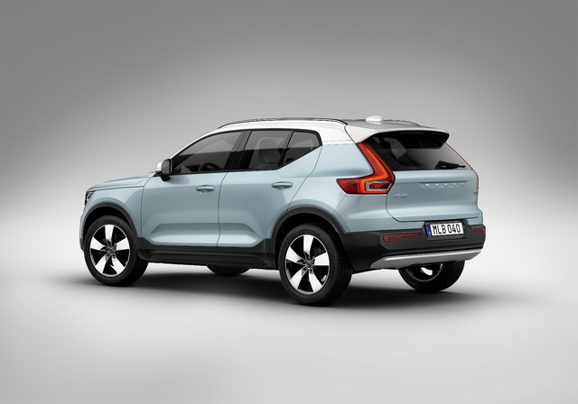 213076_New_Volvo_XC40_exterior.jpg