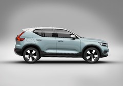 213072_New_Volvo_XC40_exterior.jpg