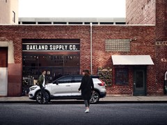 213089_New_Volvo_XC40_exterior.jpg