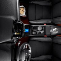 213041_New_Volvo_XC40_interior.jpg