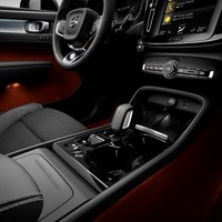 213043_New_Volvo_XC40_interior.jpg