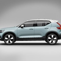 213071_New_Volvo_XC40_exterior.jpg