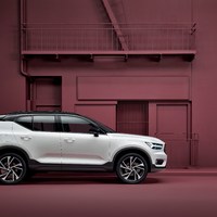 213086_New_Volvo_XC40_exterior.jpg