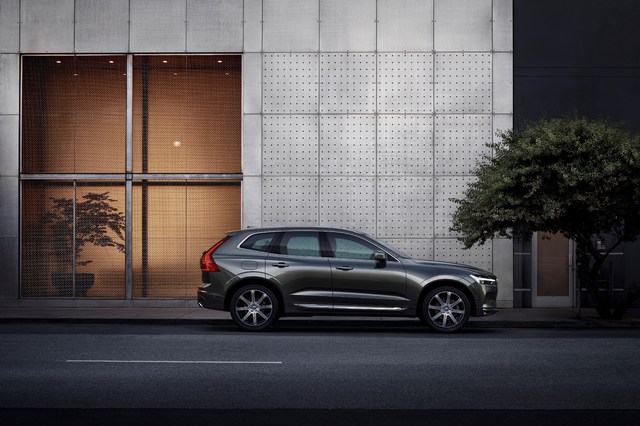 208058_The_new_Volvo_XC60.jpg