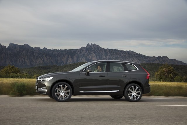 208146_The_new_Volvo_XC60_D5.jpg