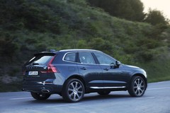 208155_The_new_Volvo_XC60_T6.jpg