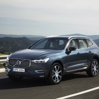 208159_The_new_Volvo_XC60_T6.jpg