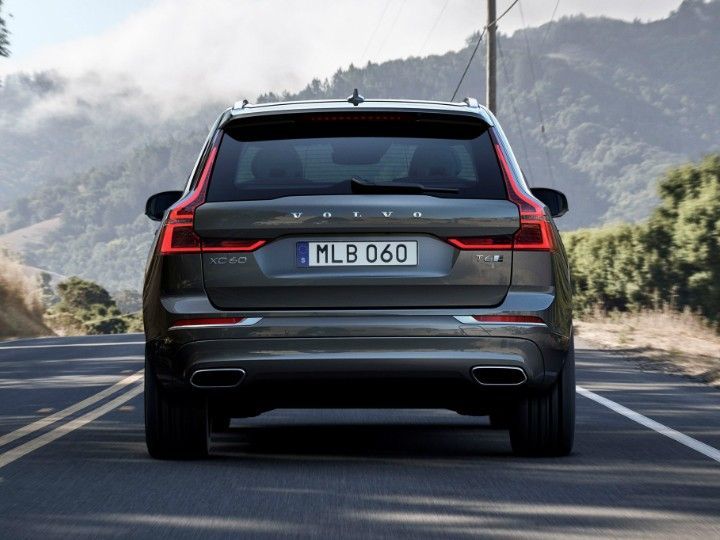 2018_volvo_xc60_rear_720x540.jpg.5a4c4dd77bb432d1bbe220f23aa14ded.jpg