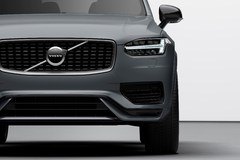 248308_The_refreshed_Volvo_XC90_R-Design_T8_Twin_Engine_in_Thunder_Grey.jpg