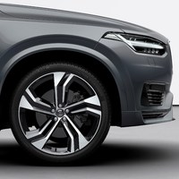 248306_The_refreshed_Volvo_XC90_R-Design_T8_Twin_Engine_in_Thunder_Grey.jpg