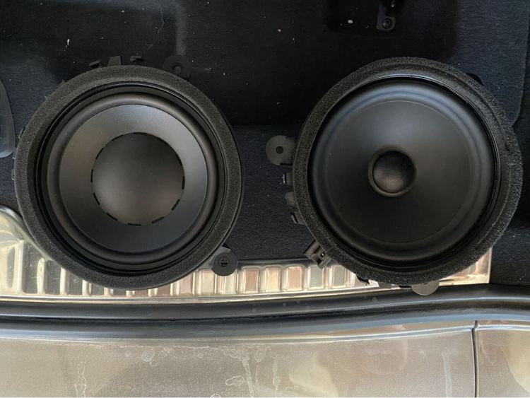 Dynaudio vs hk front.JPG