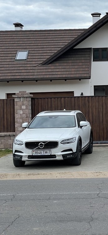 V90CC.thumb.jpg.87f027eaa2162db2d08f592541be54ce.jpg